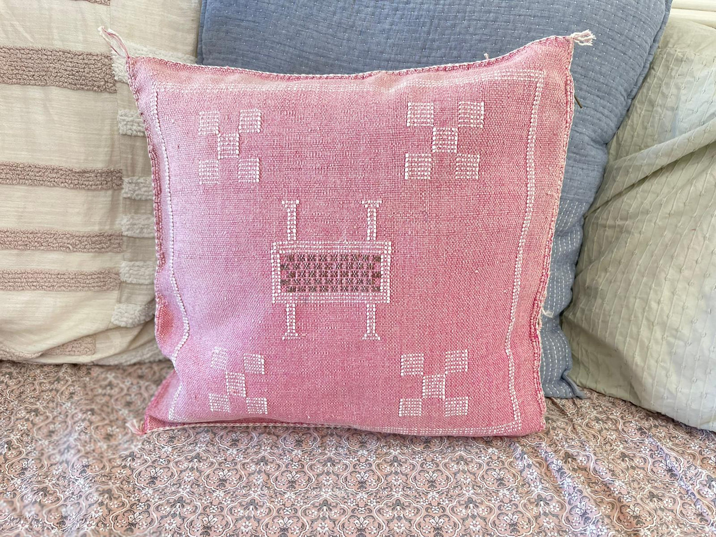 Square Cactus Silk - Pink