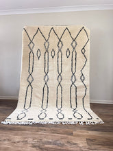 Load image into Gallery viewer, Beni Ourain - 255cm x 155cm - Moroccan rug
