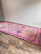 Load image into Gallery viewer, Vintage Boujaad rug 340 x 140 Ait berber
