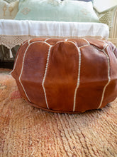 Load image into Gallery viewer, Oiled Brown (whisky) - Ottoman
