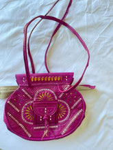 Load image into Gallery viewer, Tetouani Handbag- Fuchsia pink
