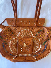 Load image into Gallery viewer, Tetouani Handbag- tan/orange
