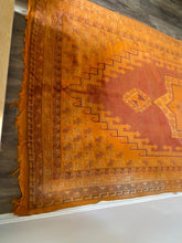 Load image into Gallery viewer, handmade vintage rug
