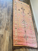 Load image into Gallery viewer, Moroccan carpet
