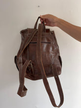 Load image into Gallery viewer, Leather brown Backpack
