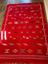 Load image into Gallery viewer, Kilim Rug - Red -245cm x 140cm
